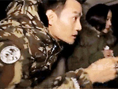 �Ի���ɫ������